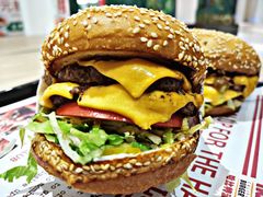 -The Habit Burger Grill 哈比特汉堡(复兴soho店)