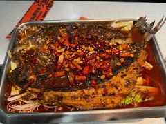 -鸣记脆皮烤鱼(岐山路店)