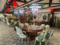-丝路天山酒店(国际大巴扎店)