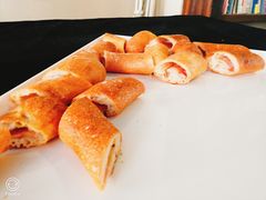 -房角石咖啡与书(吉大南校店)