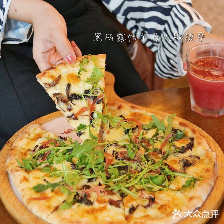 秋天的第一杯奶茶算什么🍂来喝秋天的第一桶酒!洋酒界的果茶!