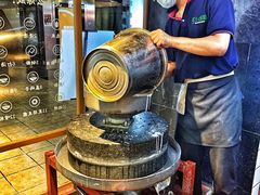 -呷佬·长沙手工米粉(金沙江路店)