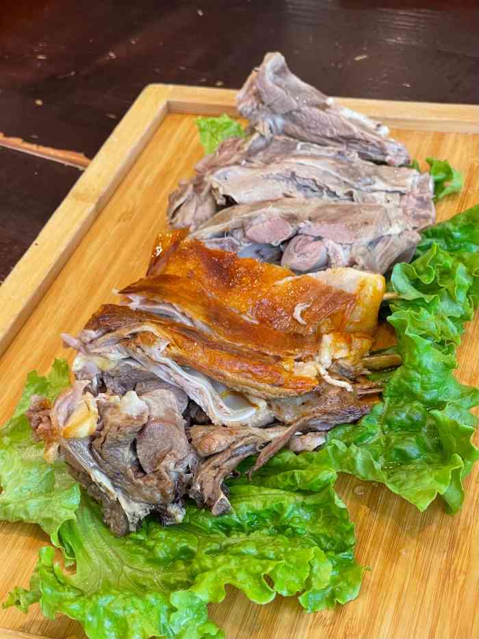 阿西娅羊羔肉(大沙坪店)-"每次回西北 路过兰州必吃的阿西娅!餐厅位.