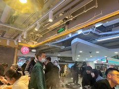 -运气牛自助酱大骨火锅(南京东路店)