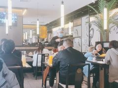 大堂-江边城外烤全鱼(世茂广场店)
