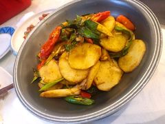 回锅土豆片-巴依老爷新疆美食(魏公村店)