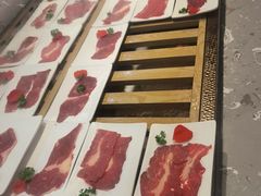 -山焱·炭火自助烤肉(周浦万达店)