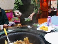 -人民公社铁锅炖·东北菜(卫国道店)