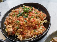 -本来精品川菜(嘉里中心店)