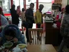 等位区-回回锅贴(小河沿店)