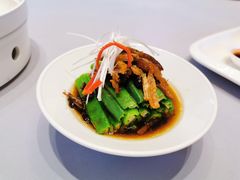 鲮鱼拌秋葵-一澜江宴·江景地标楚菜(江滩公园店)