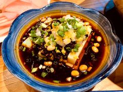 -野山舂·贵州现舂酸汤火锅(鸿通城店)