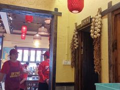 -富正毅三下锅·湘西韵味(天门山索道店)