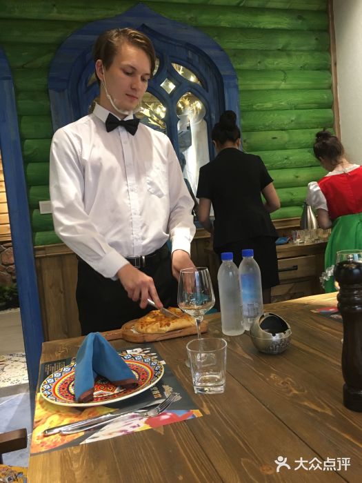 卢布里西餐厅(海拉尔店)包房图片