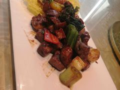-匠心牛公馆·潮汕牛肉海鲜火锅(索菲特店)