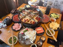-白乐天毛肚火锅馆(南滨路店)