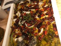-江湖情酸菜鱼(万菱汇店)