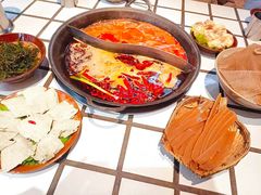 -贰回巷火锅馆(钟楼店)