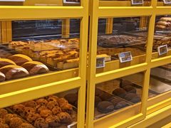 -三只松鼠生活馆(芜湖弋江金鹰店)