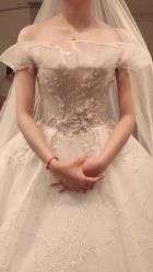 点击看大图 -GRACE KELLY婚纱与礼服(北京店)