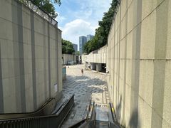 -东方体育中心(地铁站)