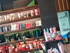 -星巴克(武汉江夏中百广场店)
