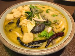 -曼听小寨海鲜烧烤·大连辣炒大王(盖州街店)
