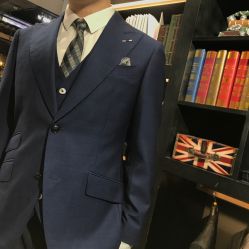 -艾米丽婚纱礼服