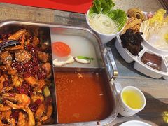 -鸡遇虾煲干锅火锅(小寨金莎店)