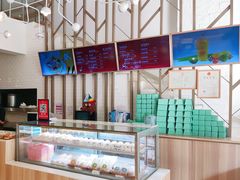 -顶东面包花园·生日蛋糕(世博店)
