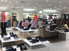 -hotwind热风(民盈山国贸店)