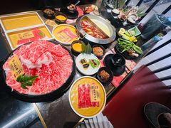 -一绪に和牛寿喜烧(罗湖益田假日店)