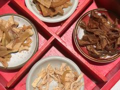 -老萍巷莲花血鸭·萍乡地标江西菜(步行街店)