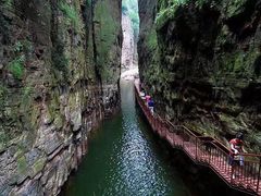 -龙潭大峡谷
