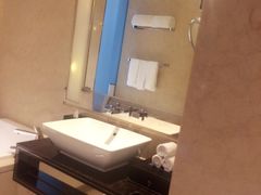 -广州天河希尔顿酒店