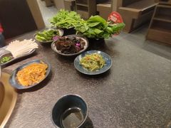 -湊湊火锅·茶憩(打浦桥日月光店)