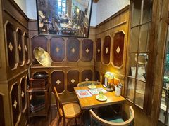 -秘密旅行Bonjour(黑金冠 江南西店)