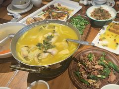 -隔壁老王·家常云南菜(花巷店)