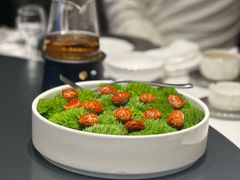-鞍山大白鲨美食酒店