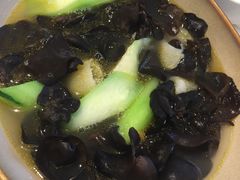 -港丽餐厅(高德置地店)