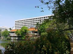 -暨南大学（石牌校区）明湖楼