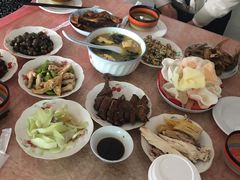 -南汇老顾农家乐采摘大团水蜜桃采摘店