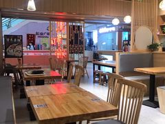 -万和春排骨砂锅米饭(新业广场店)