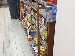 -全家便利店(长江西路店)