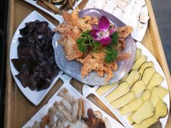 -阿鹏故事野生菌火锅(古城店)