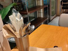 -必胜客(WOW昙华林店)