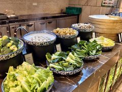 -广州万富希尔顿酒店·感趣自助餐厅·金秋蟹宴生蚝海鲜刺身