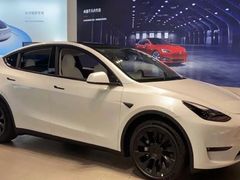 -TESLA 特斯拉(上海太古汇体验店)