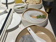 -海底捞火锅(长宁路龙之梦店)