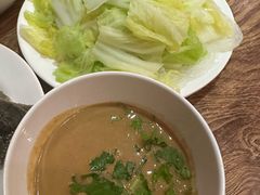 水爆粉丝白菜-清真吴记门钉肉饼·喜多利
